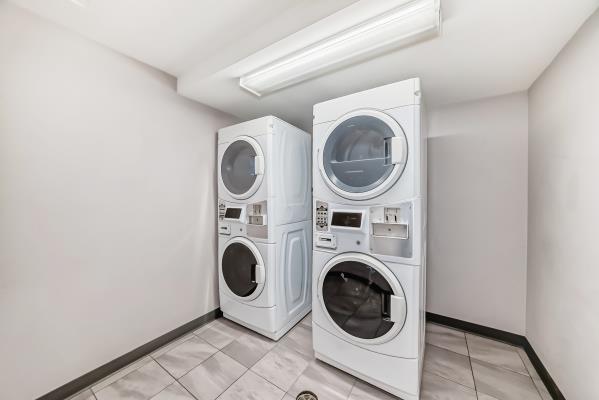 the suites at red deer coin laundry